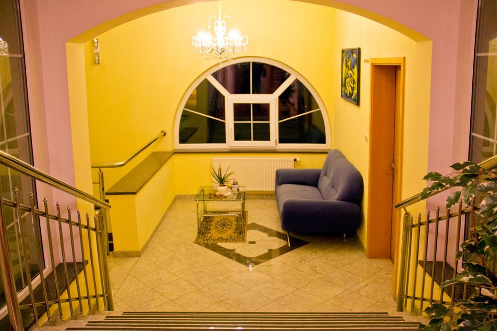 Guesthouse Jug Blato Exterior foto
